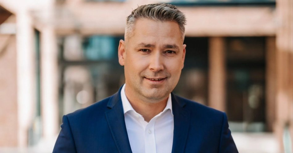 zdjęcie: Paliwo drożeje, leasing przyspiesza, a marki z Chin rosną. Tak Polacy przeliczają dziś zakup auta / fot. nadesłane / Biznes Alert - Łukasz Domański, Motors New Business Director w OTOMOTO