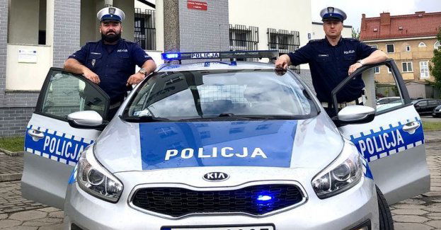 Policyjny pilotaż mężczyzny potrzebującego pilnej pomocy medycznej