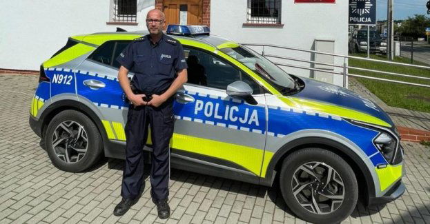 Dzielnicowy w dniu wolnym odzyskał skradziony turystce telefon