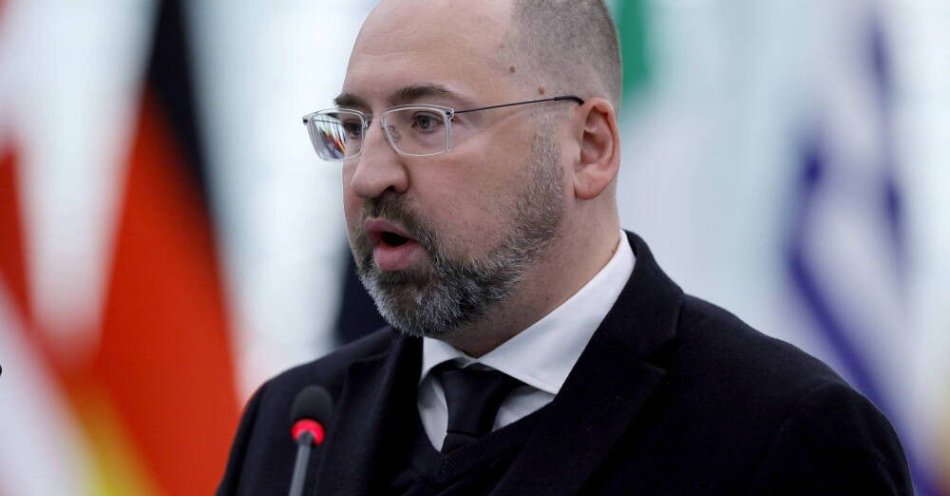 zdjęcie: Bielan po spotkaniu Morawieckiego z Kaczyńskim: jest porozumienie / epa11677033 Członek Parlamentu Europejskiego (MEP) Adam Bielan zabiera głos podczas debaty na temat 'Kontynuowane zbrodnie wojenne popełniane przez Federację Rosyjską, w szczególności zabijanie ukraińskich jeńców wojennych' w Parlamencie Europejskim w Strasburgu, we Francji, 23 października 2024 r. Sesja Parlamentu Europejskiego UE trwa od 21 do 24 października 2024 r. EPA/RONALD WITTEK Dostawca: PAP/EPA.