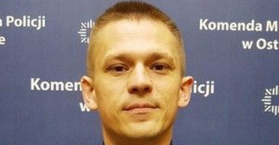 zdjęcie: Dramatyczna walka o życie niemowlaka. Z pomocą ruszyli ostrołęccy policjanci / fot. KMP w Ostrołęce