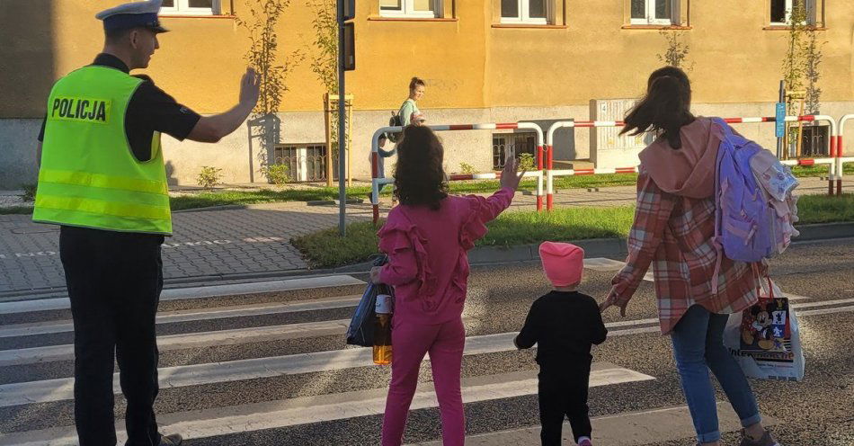 zdjęcie: Pomachaj kierowcy / fot. KPP Środa Wielkopolska