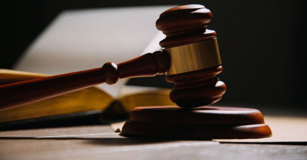 Akt oskarżenia ws. 24-latka, który wjechał w trzyosobową rodzinę; zginęli ojciec i córka