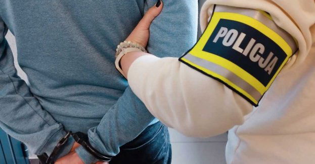 Ukradł fiata, spowodował kolizję i uciekł –  wpadł w ręce policjantów