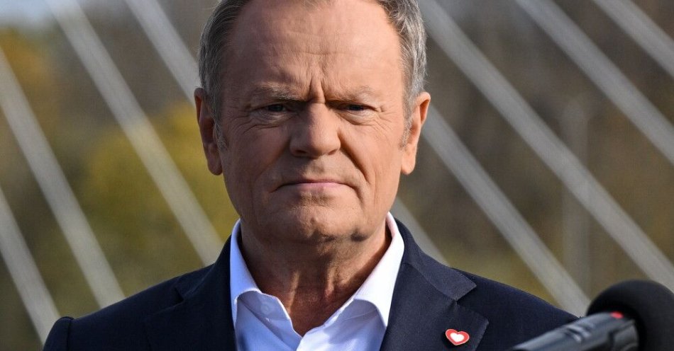 zdjęcie: Premier rozmawiał z nauczycielami z liceum w Legionowie o zmianach w Karcie Nauczyciela / Warszawa, 26.10.2025. Premier Donald Tusk na konferencji prasowej w ramach debaty pt. 