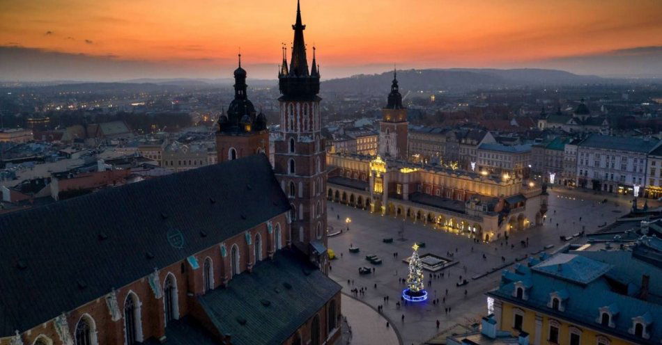 zdjęcie: Ogromny wzrost zainteresowania Krakowem wśród Brytyjczyków / fot. PAP