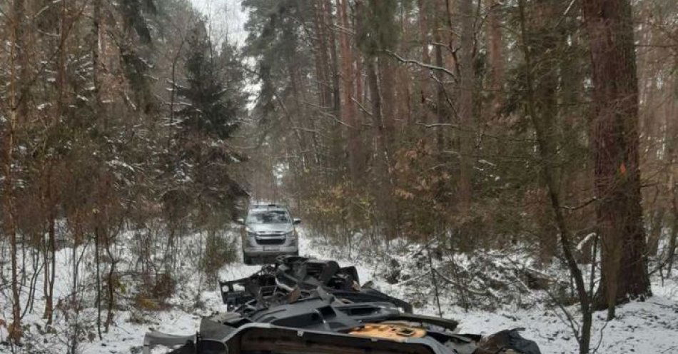 zdjęcie: Ukarany za zanieczyszczenie lasu / fot. KPP Szamotuły