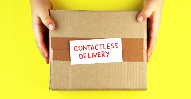 Kurier ekspolicjant uratował oszczędności seniorki