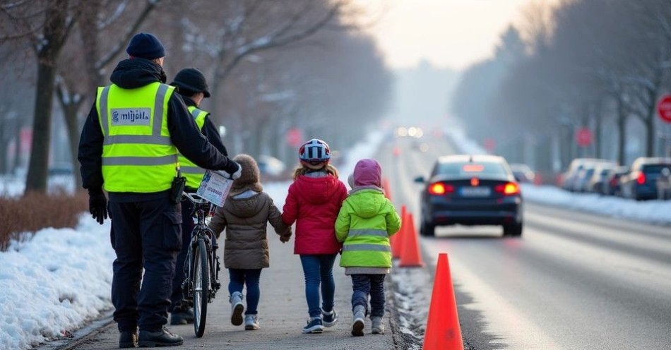 zdjęcie: Mikołajki z gdańską drogówką: odblaski i apteczki dla kierowców / TM/ przykładowa ilustracja