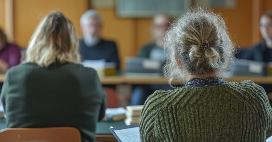 zdjęcie: W poniedziałek konferencja dla nauczycieli nt. walki z dezinformacją / v56427241