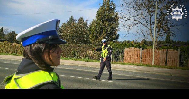 33-latek z dożywotnim zakazem zatrzymany przez strzelecką drogówkę