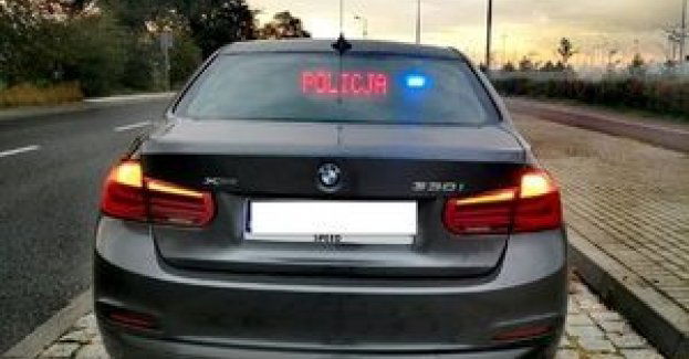 Mimo cofniętych uprawnień wsiadł za kierownicę i wpadł na policyjny wideorejestrator