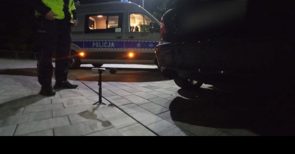zdjęcie: Kolejny nadzór nad Polną Drogą w Świdnicy i kolejne zatrzymane dowody rejestracyjne. Przypominamy  za przekroczenie norm hałasu, za zbyt mocne przycie / fot. KPP w Świdnicy