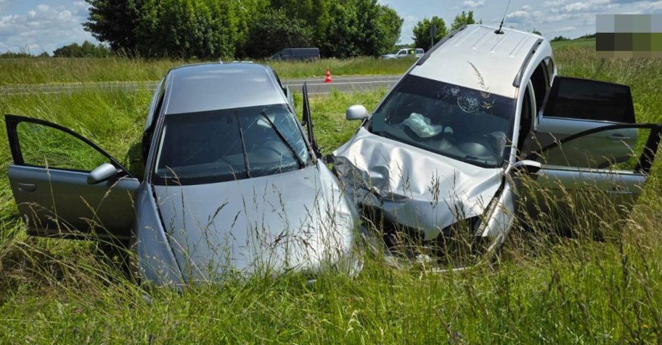 zdjęcie: Wypadek podczas wyprzedzania / fot. KPP Biłgoraj