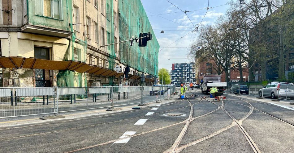 zdjęcie: Nowe szyny, rozjazd i nawierzchnia. Od soboty tramwaje wracają na skrzyżowanie ulic Pułaskiego i Małachowskiego / fot. nadesłane