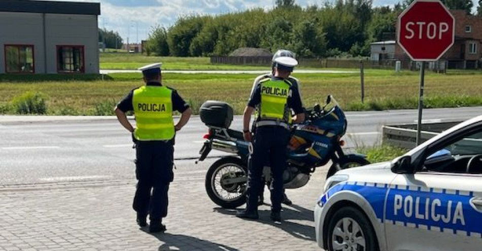 zdjęcie: Kierowca motocykla z sądowym zakazem prowadzenia pojazdów / fot. KPP w Sochaczewie