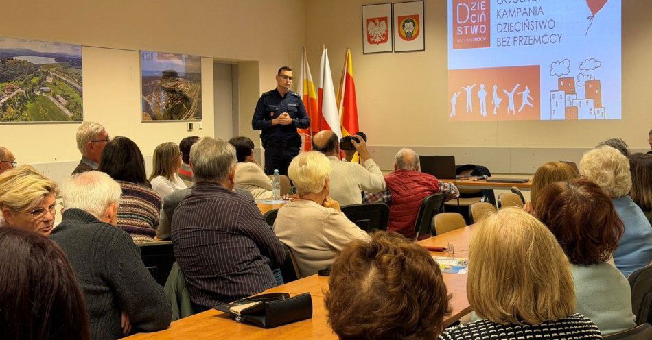 zdjęcie: Finał akcji Dzieciństwo bez przemocy w Myślenicach / fot. KMP w Myślenicach