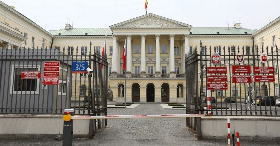 zdjęcie: Szef biura zarządzania kryzysowego stołecznego ratusza zatrzymany przez CBA / fot. PAP