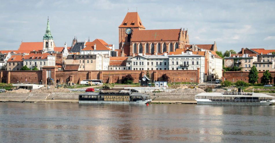 zdjęcie: WUOZ wydał pozwolenie na badania archeologiczne w kompleksie Ducha św. / fot. PAP