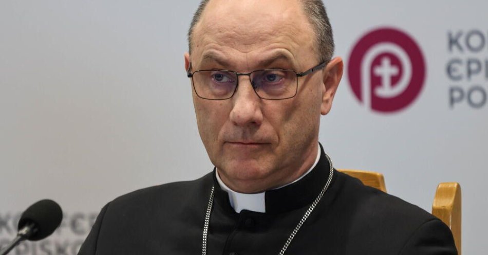 zdjęcie: Abp Polak: chcemy stanąć przy wszystkich skrzywdzonych wykorzystaniem seksualnym / Warszawa, 05.02.2026. Metropolita gnieźnieński, Prymas Polski, abp Wojciech Polak podczas konferencji zapowiadającej dzień modlitwy i solidarności z Osobami Skrzywdzonymi wykorzystaniem seksualnym, 5 bm. w siedzibie Sekretariatu Konferencji Episkopatu Polski. (aldg) PAP/Albert Zawada