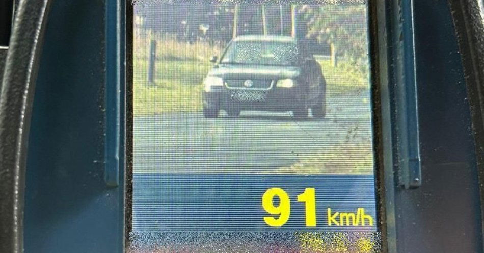 zdjęcie: Kobieta jechała 91 km/h w Bukowicach i straciła prawo jazdy / fot. KPP w Miliczu