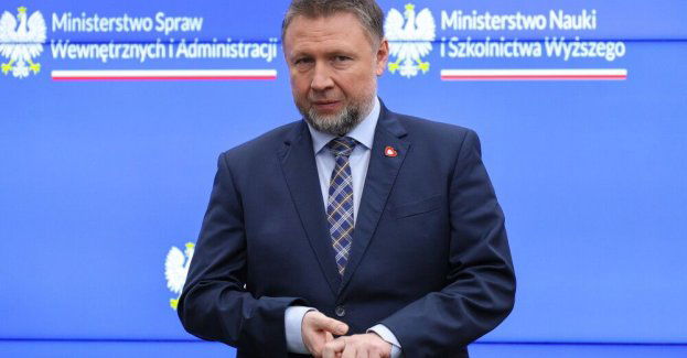 Szef MSWiA: decyzja o zawieszeniu komendanta SOP jest podyktowana dobrem tej służby