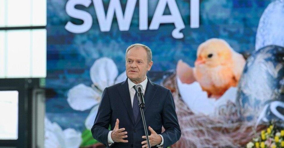 zdjęcie: Premier zaapelował do światowych przywódców: zróbmy wszystko, by wojna nie była codziennością / Warszawa, 30.03.2026. Premier Donald Tusk podczas spotkania wielkanocnego z żołnierzami i pracownikami wojska, 30 bm. w 1. Bazie Lotnictwa Transportowego w Warszawie. (ad) PAP/Marcin Obara