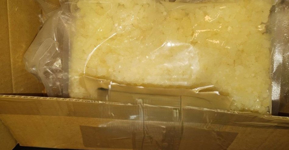 zdjęcie: Blisko 700 g narkotyków znaleziono w aucie 25 latka / fot. KPP Sejny