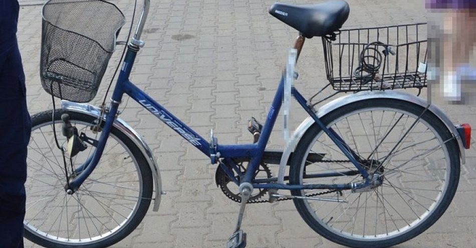 zdjęcie: Wypadek z udziałem wyprzedzanej rowerzystki / fot. KMP Biała Podlaska