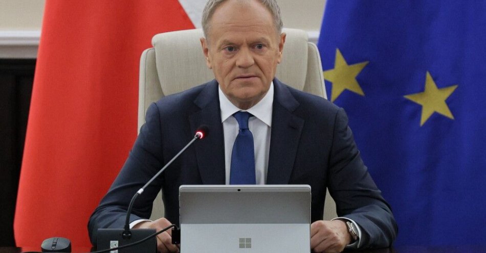 zdjęcie: Premier: rząd był przygotowany na ewentualność zawetowania ustawy o SAFE / Warszawa, 13.03.2026. Premier Donald Tusk na nadzwyczajnym posiedzeniu rządu w siedzibie KPRM w Warszawie, 13 bm. Posiedzenie zapowiedział w czwartek szef polskiego rządu po tym, jak prezydent Karol Nawrocki poinformował, że nie podpisze ustawy wdrażającej unijny program SAFE. (amb) PAP/Paweł Supernak