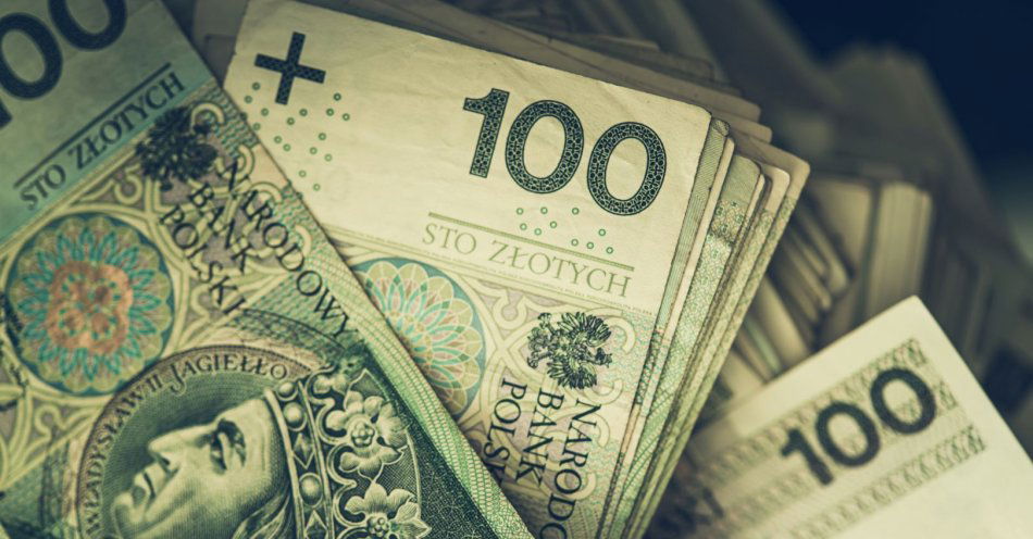 zdjęcie: Chciał zyskać a stracił 180 000 złotych / v24523148