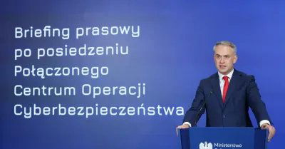 Gawkowski: wyciekły dane prawie 19 mln Polaków