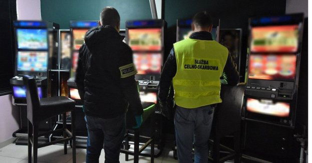 Nielegalne automaty do gier zlikwidowane w Łukowie