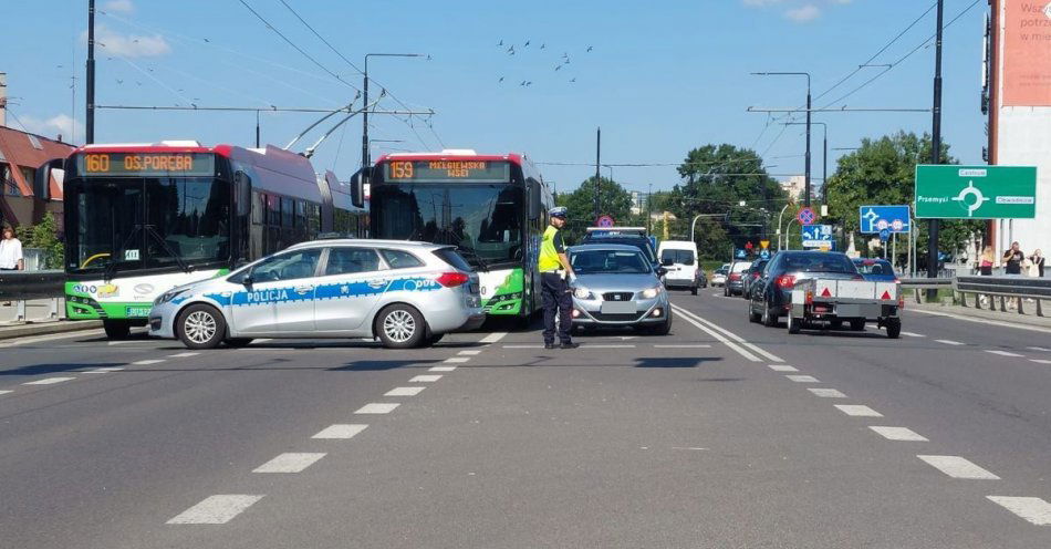 zdjęcie: Pomagamy mieszkańcom w związku z ujawnieniem niewybuchu / fot. KMP Lublin