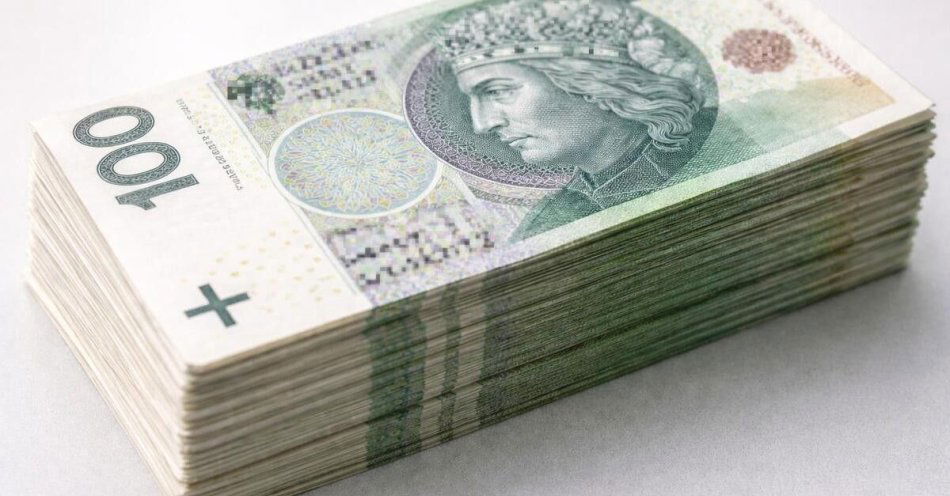 zdjęcie: Mieszkanka straciła 180 000 zł w oszustwie online / fot. KPP w Świdwinie IMG-20260402-WA0019