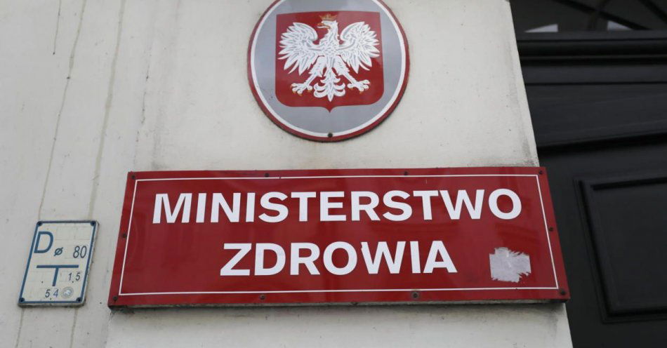 zdjęcie: Lekarz wezwał policję w związku z informacją o zagrożeniu życia pacjentki / fot. PAP