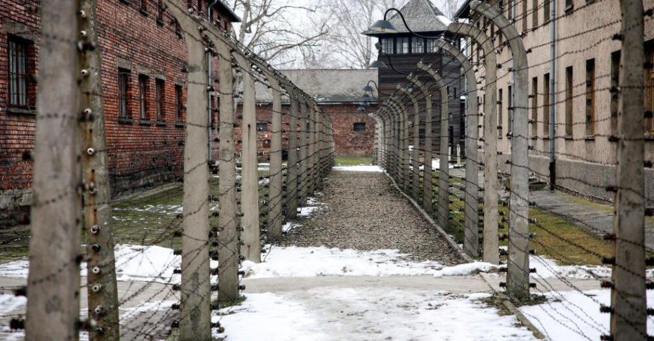 zdjęcie: 60 delegacji potwierdziło udział w obchodach rocznicy wyzwolenia Auschwitz / fot. PAP