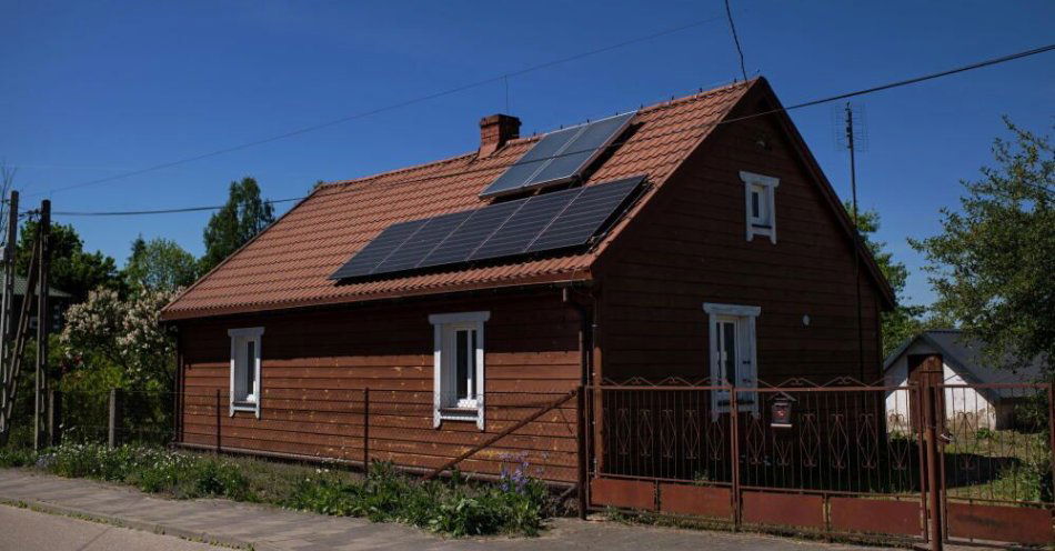 zdjęcie: W nowym „Czystym Powietrzu” zawarto umowy na 100 mln zł / fot. PAP
