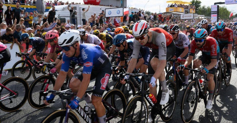 zdjęcie: Tour de Pologne - Mohoric wygrał w Karpaczu, Kwiatkowski trzeci / fot. PAP