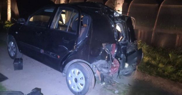 Popowo Stare - Poladowo - Kierował pod wpływem alkoholu. Uderzył w drzewo