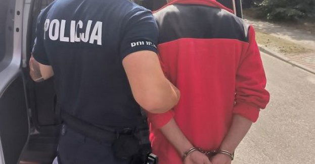 Policjanci zatrzymali 42-letniego mężczyznę, który ukradł rower i odzyskali pojazd