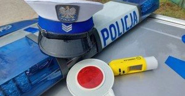 Prowadził ciągnik rolniczy pod wpływem alkoholu i bez uprawnień