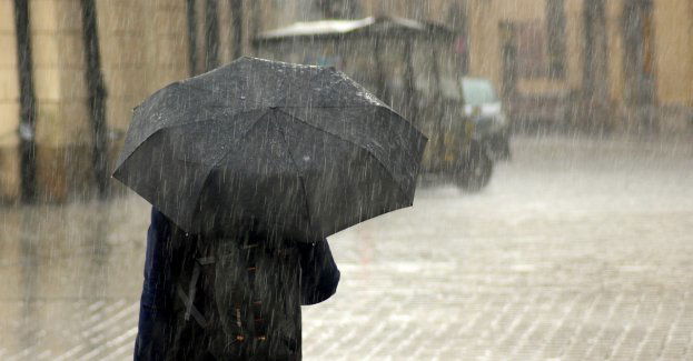 IMGW ostrzega przed marznącymi opadami i oblodzeniem