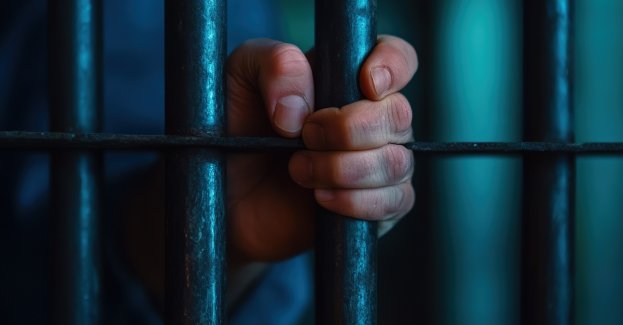 29-latek usłyszał zrzuty doprowadzenia dwóch małoletnich do innych czynności seksualnych