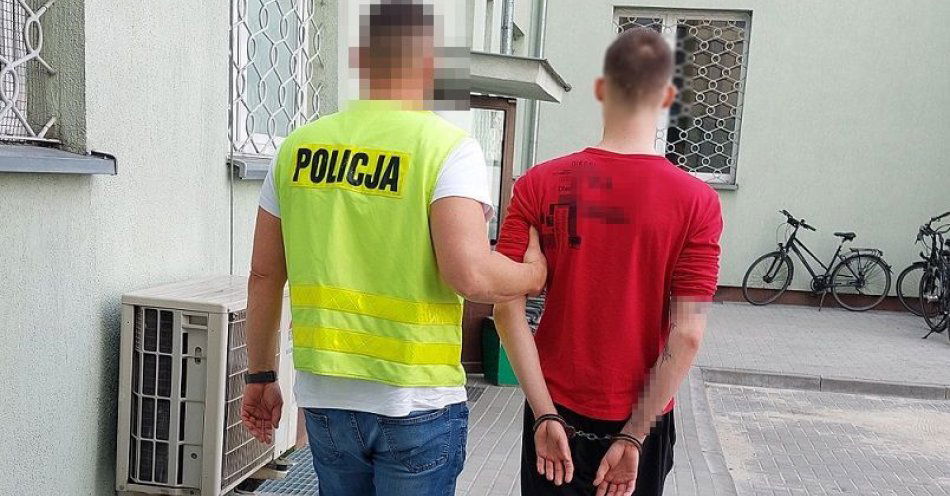 zdjęcie: Odpowiedzą za kradzież kosmetyków / fot. KMP Biała Podlaska