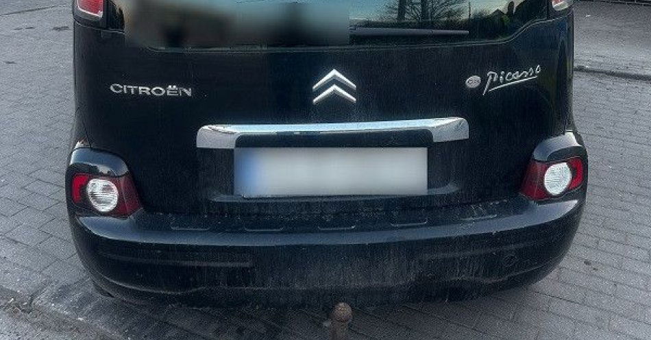 zdjęcie: Pijany 74 latek pomylił biegi i uderzył w rower / fot. KPP w Lęborku