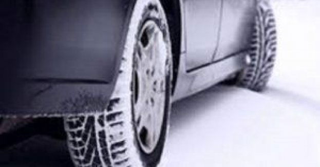 Kierowcy ostrożnie na drodze ! Prognozy zapowiadają opady śniegu i oblodzenia