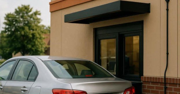 Zamiast odebrać frytki, zamówił zatrzymanie - kierowca z 2,5 promila w rękach policji