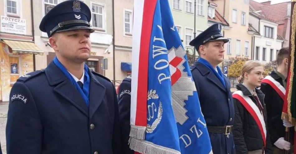 zdjęcie: Nidziccy policjanci uczestnicyli w obchodach Święta Niepodległości / fot. KPP w Nidzicy