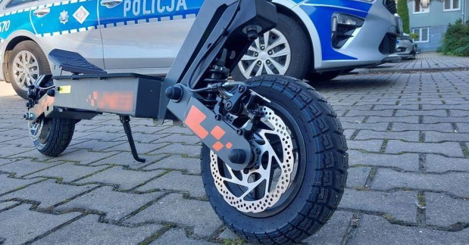 zdjęcie: 12 latek ranny po upadku z hulajnogi w Dobrodzieniu / fot. KPP Olesno